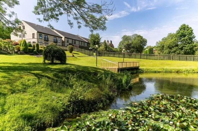 The House @ Sitwell Arms Hotel Renishaw 外观 照片