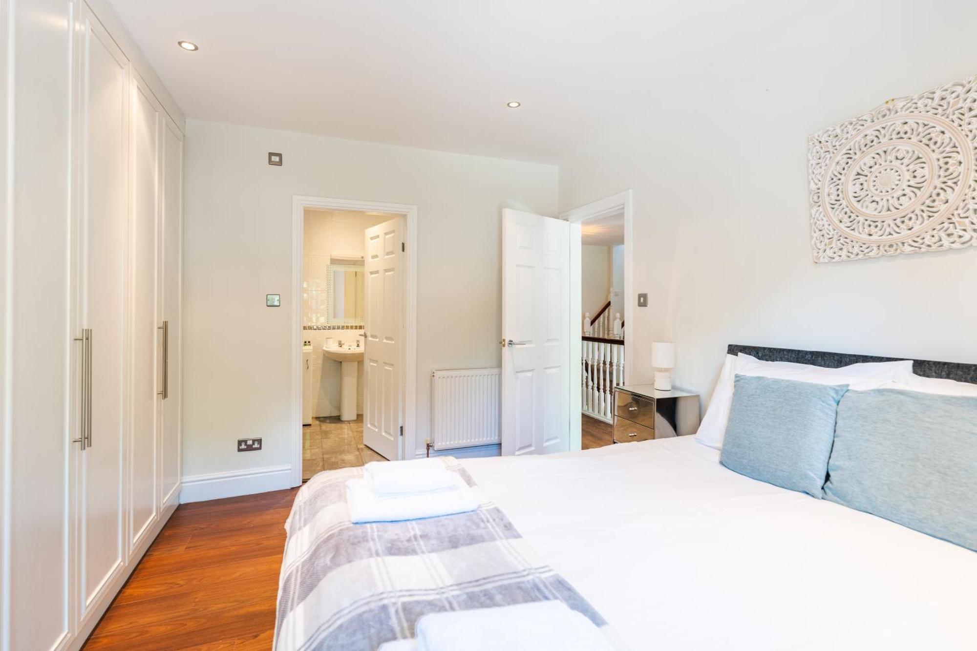 The House @ Sitwell Arms Hotel Renishaw 外观 照片