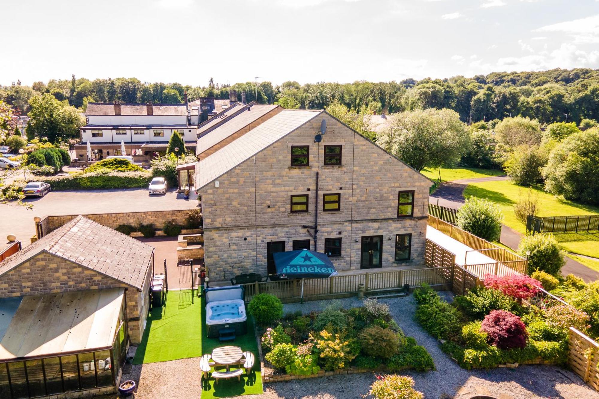 The House @ Sitwell Arms Hotel Renishaw 外观 照片