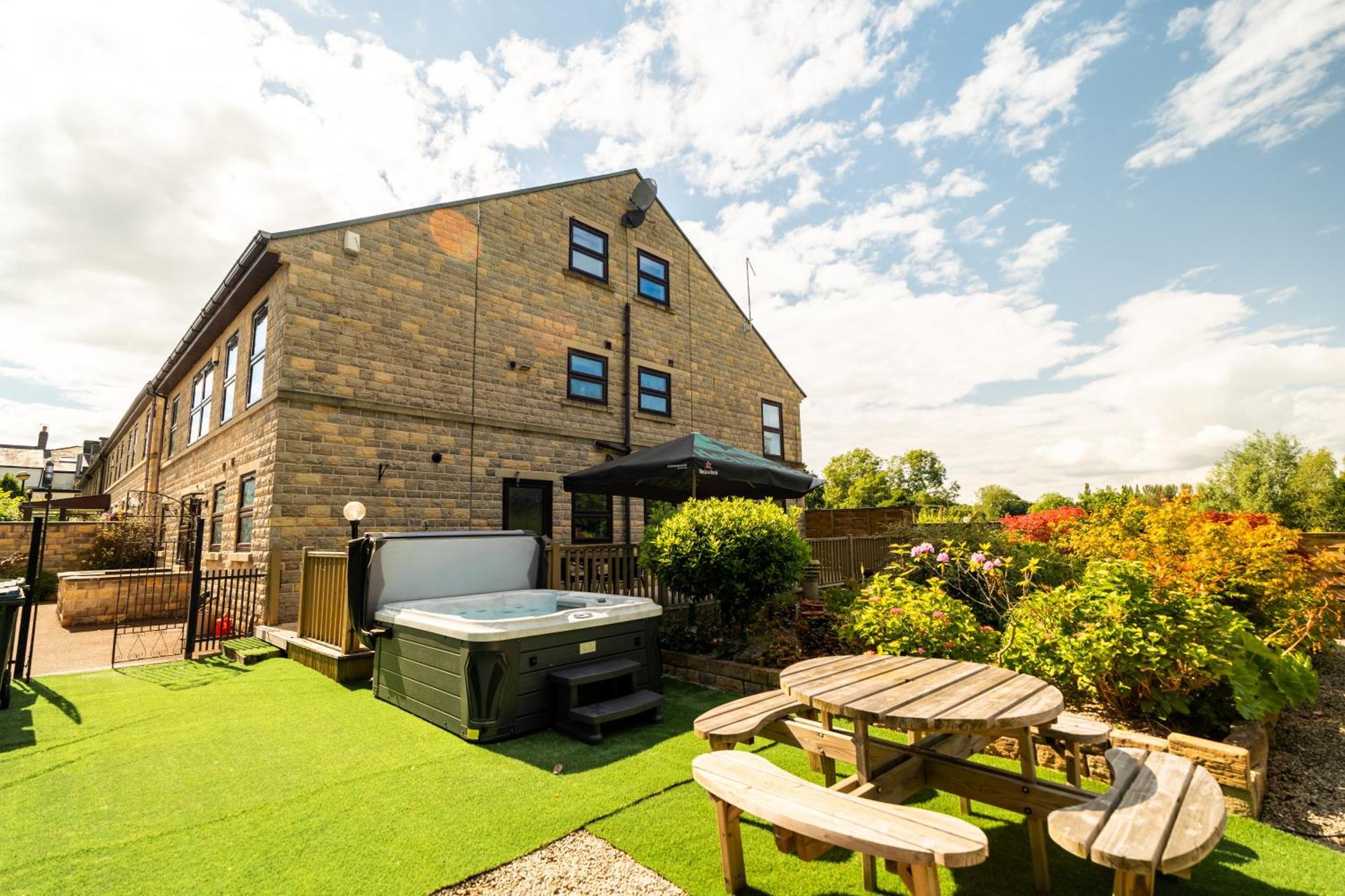 The House @ Sitwell Arms Hotel Renishaw 外观 照片
