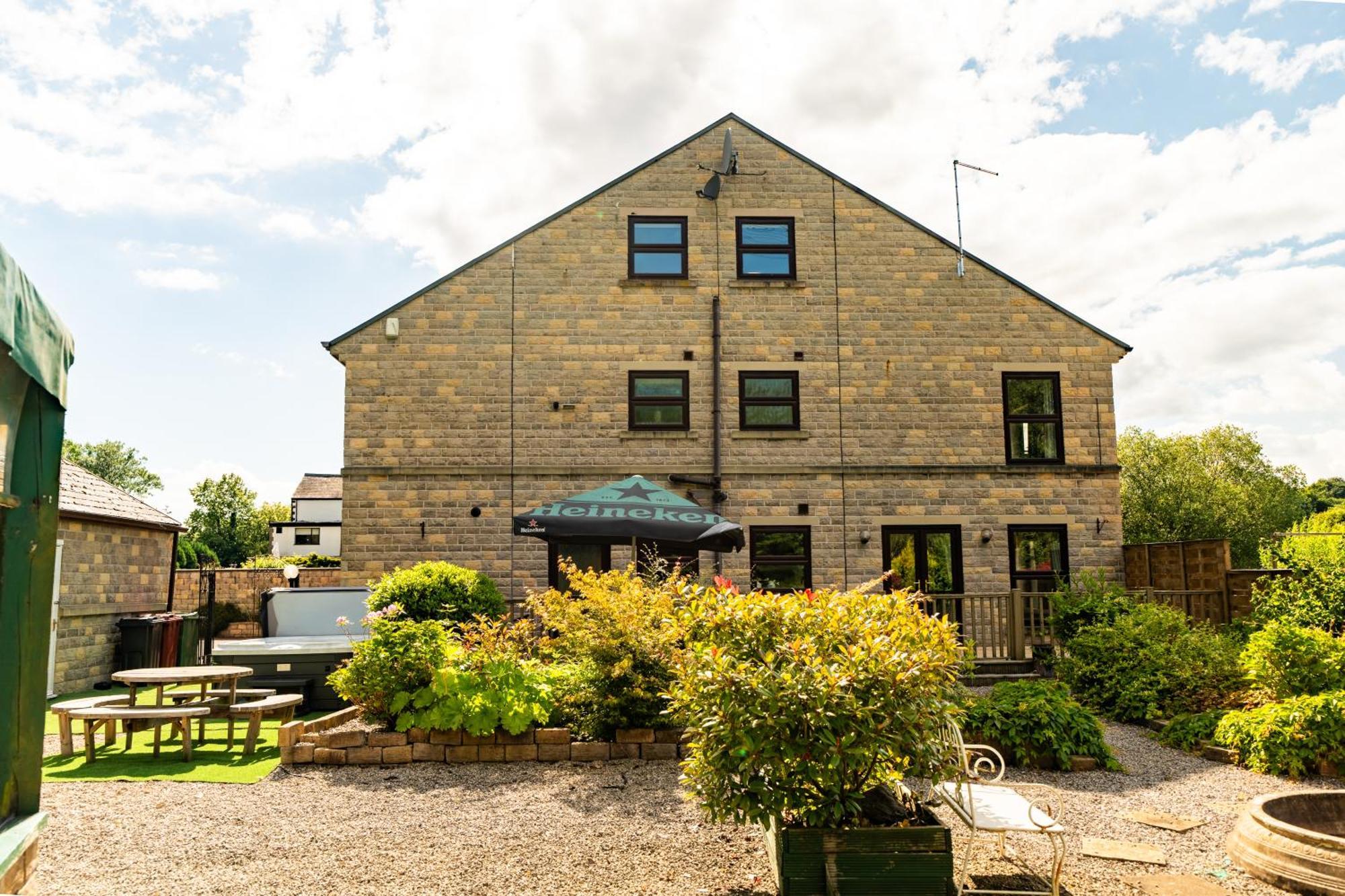 The House @ Sitwell Arms Hotel Renishaw 外观 照片